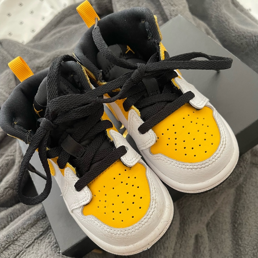Jordan 1 mid td